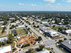 Aerial view of Aiken, South Carolina highlighting business areas