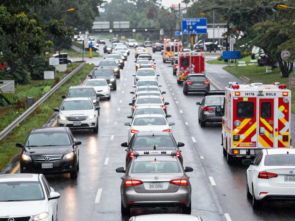 Traffic congestion and accidents on a rainy day
